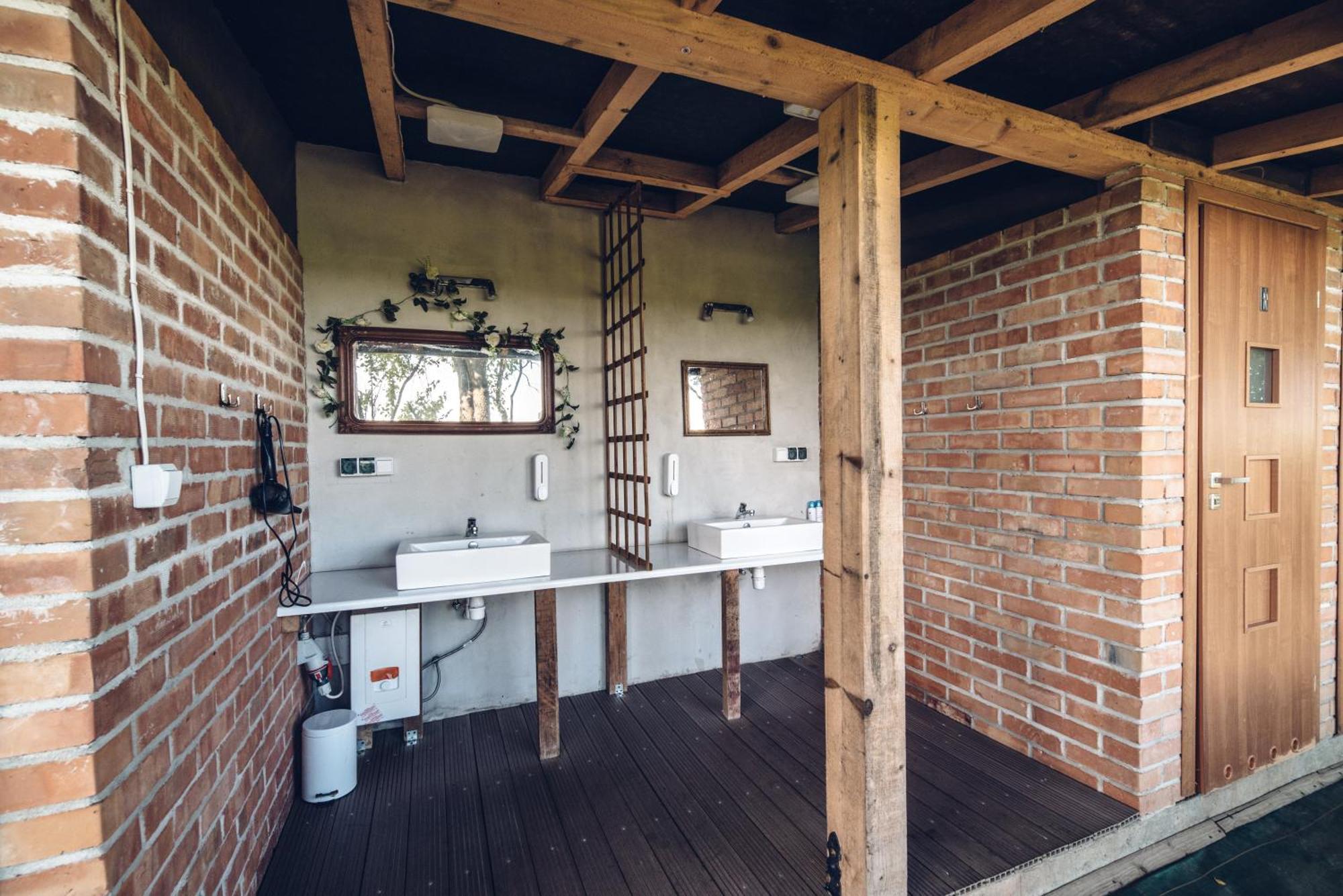 Kogutowo Agroturystyka Mpr Wietrzychowice Exterior foto